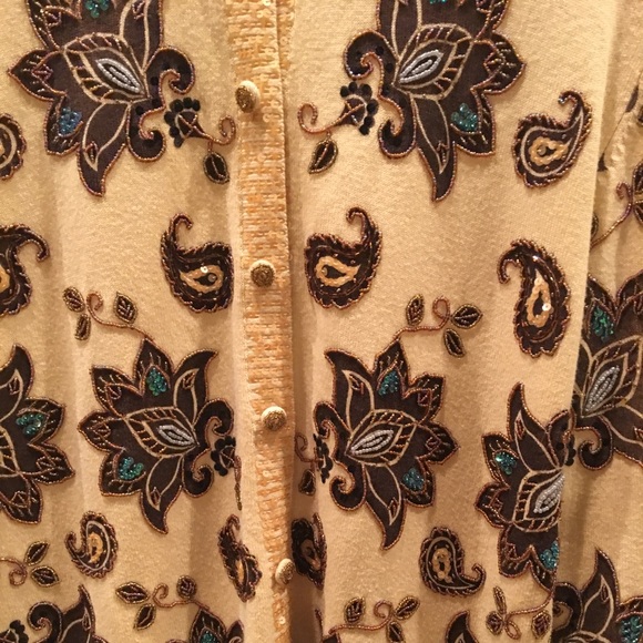 Heavily beaded cardigan sweater - Picture 9 of 11